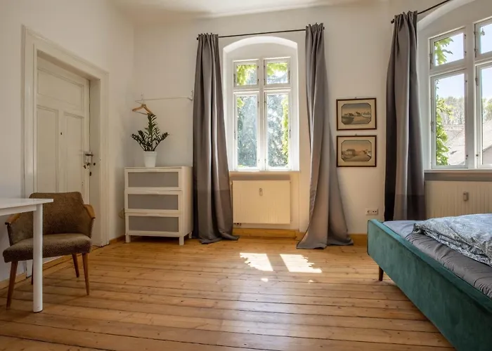 Zeitreise: Wohnen Im Herrenhaus Genau Zw. L U. Dd * Mugeln